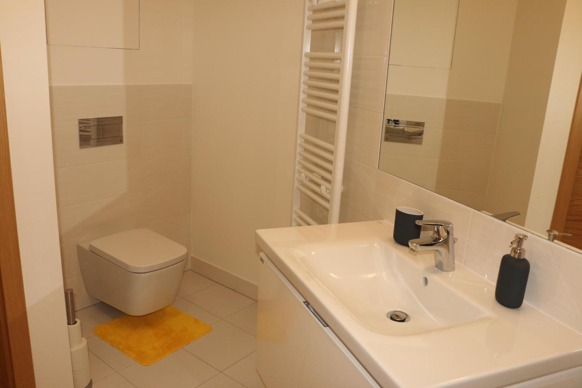 Panorama City Apartment With Free Parking บราติสลาวา ภายนอก รูปภาพ