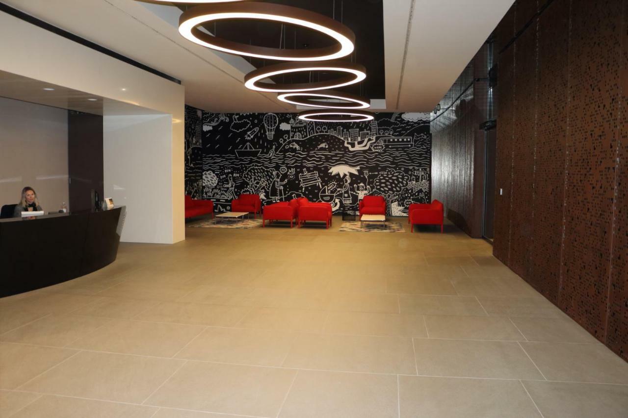 Panorama City Apartment With Free Parking บราติสลาวา ภายนอก รูปภาพ